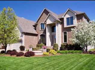 1971 Saddle Farm Ln, Naperville, IL 60564