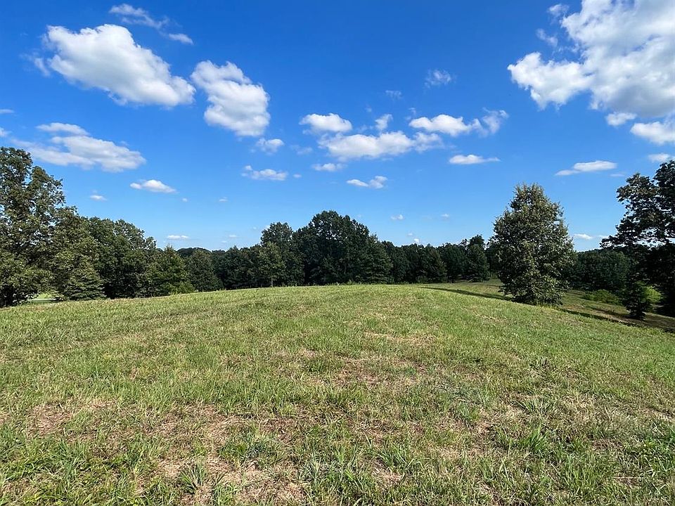 2nd image of 8 County Rd
