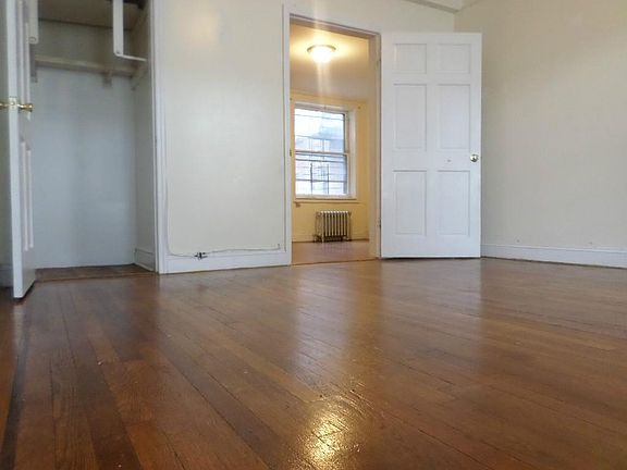 4th image of 7115 65th St APT 6A