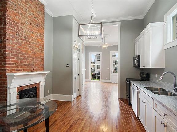 5th image of 2036 3rd St #2036
