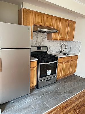 4th image of 8861 18th Ave
