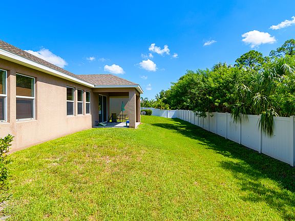 5th image of 1217 Parker Den Dr