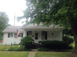 212 W 3rd St, Rochester, IN 46975