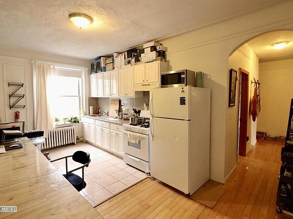 2nd image of 4508 40th St APT F51