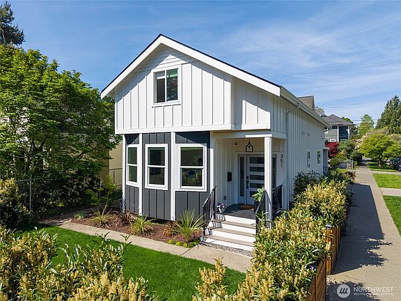 2nd image of 351 17th Avenue E