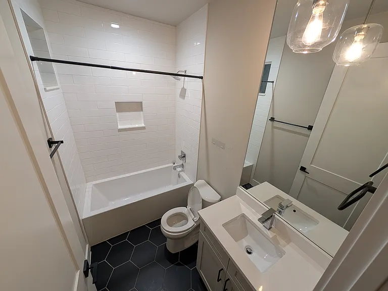 1144 Mansell Ave #1 — Photo 26
