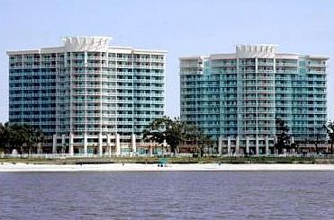 1st image of 2228 Beach Dr APT 106