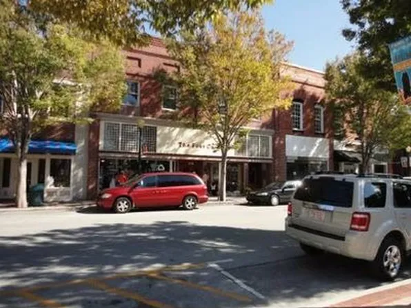 248 Middle St, New Bern, NC 28560