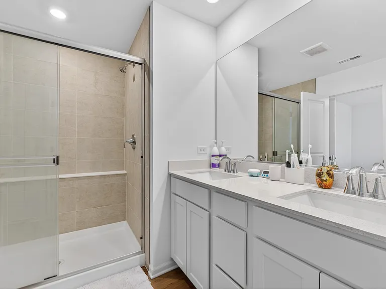25631 W Wakefield Dr — Photo 23