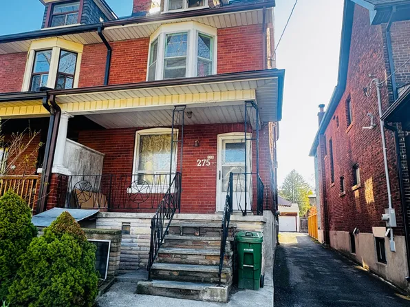 275 Salem Ave, Toronto, ON M6H 3C8