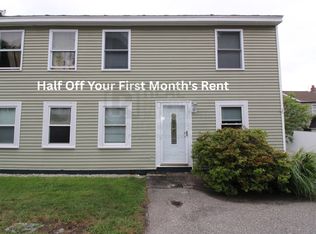 4 Bicknell St, Kittery, ME 03904
