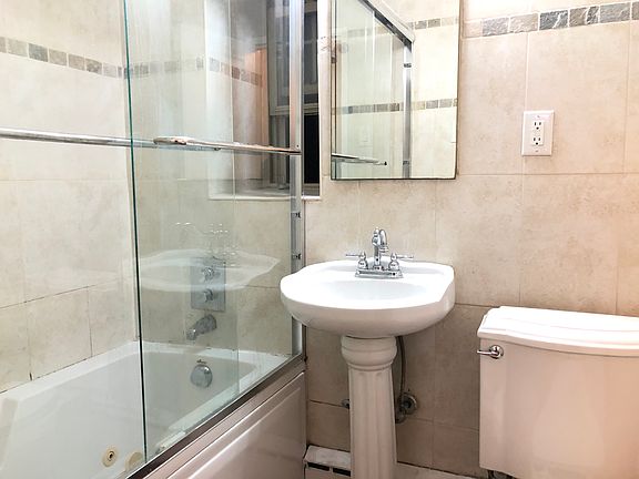 2nd image of 36 Duncan Ave #67E