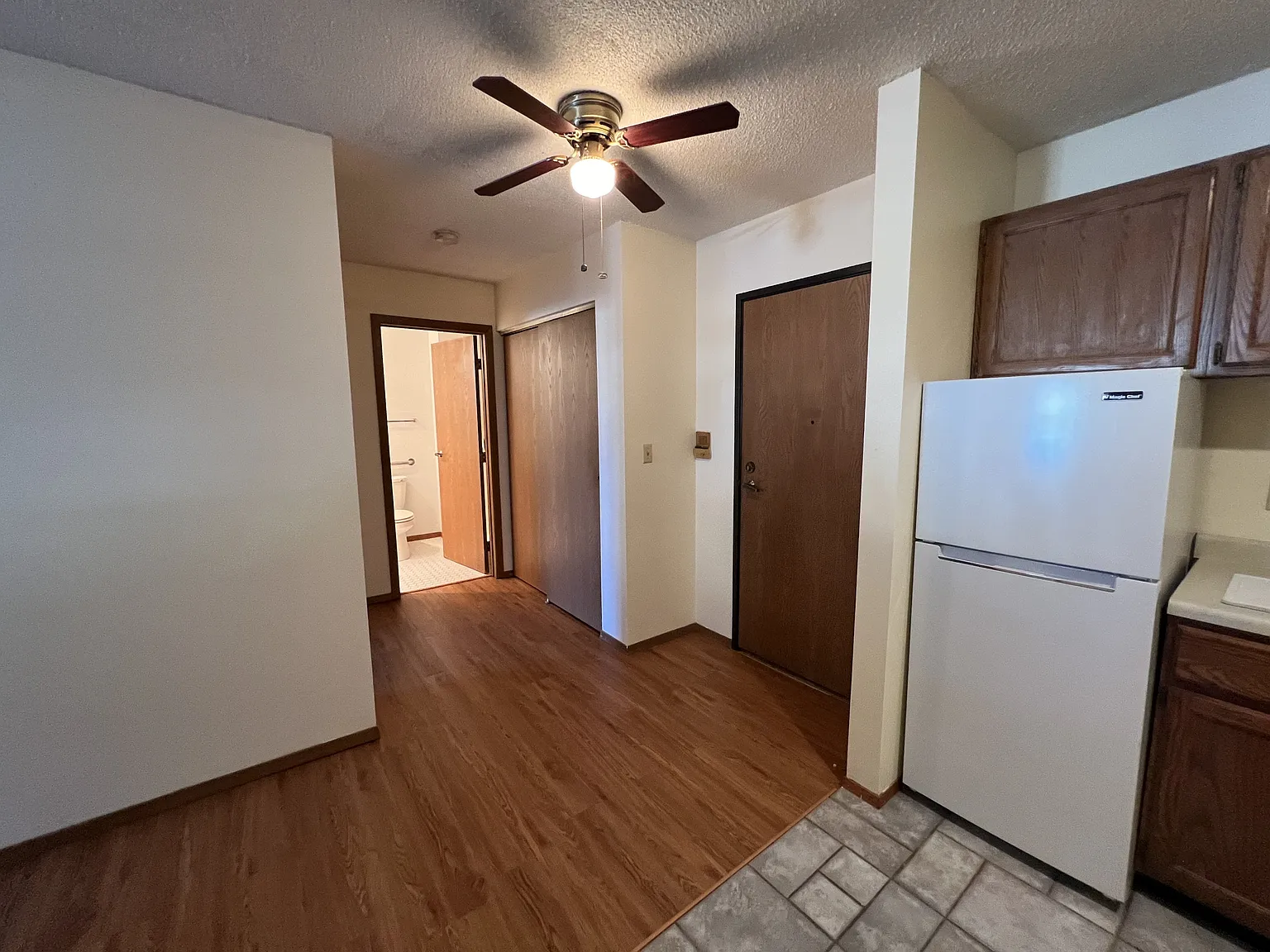 Old City Hall Apartments - 104 — Photo 3