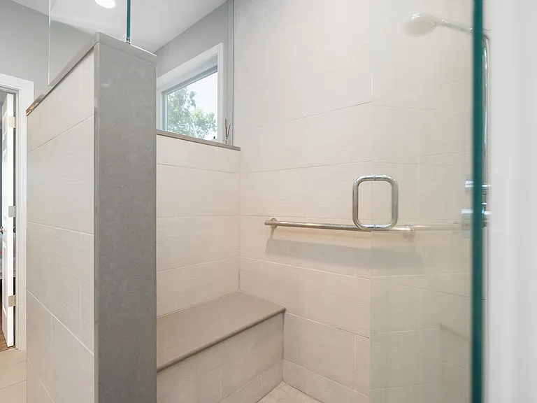 1101 Stonecreek Dr — Photo 20