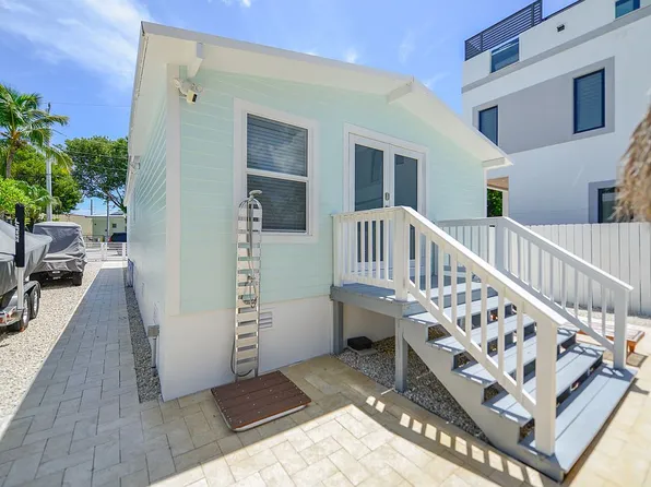 11 Mockingbird Rd, Key Largo, FL 33037