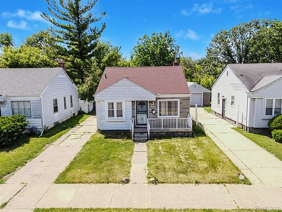2nd image of 19563 Schoenherr St