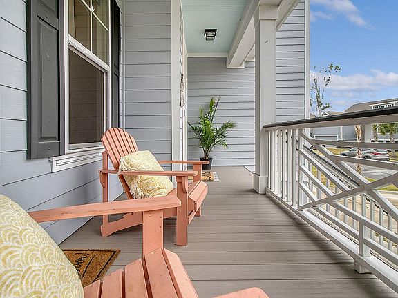 2nd image of 1664 Fort Palmetto Cir
