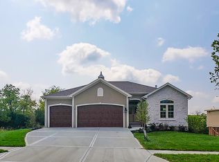 25733 W 96th Ter, Lenexa, KS 66227