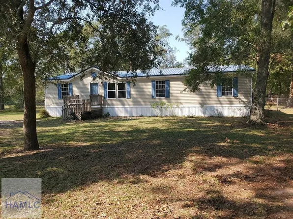 110 Copperhead Rd SE, Allenhurst, GA 31301