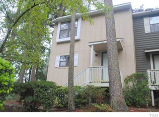 5745 Three Oaks Dr, Raleigh, NC 27612