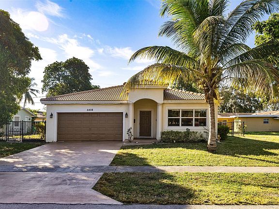 2nd image of 5408 NW 18th Place