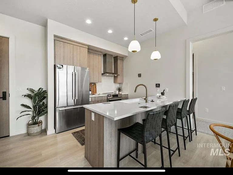 4184 E Haystack St #305 — Photo 8