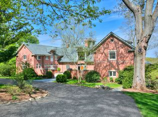 370 Mansfield Ave, Darien, CT 06820