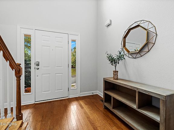 2nd image of 8619 Tobias Ln