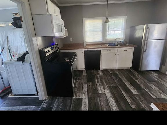 2nd image of 234 Blanchard St #1