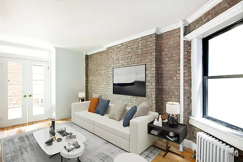 15 Essex St Photo 1