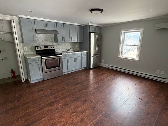 5th image of 164 W Front St APT 2