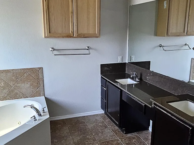 6602 Mustang Creek Rd — Photo 17