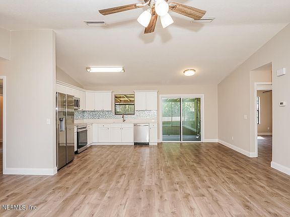 4th image of 3513 NEEDLE PALM Drive
