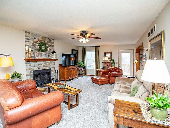 5th image of 6103 Glennsbury Ct