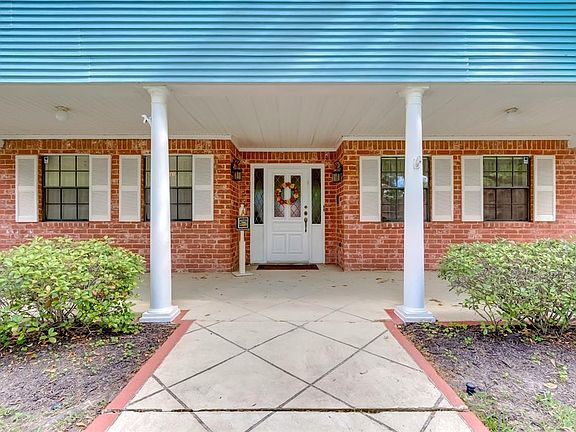 5th image of 515 Windsor Glen Dr