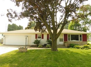 927 Diane St, Neenah, WI 54956