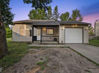 1819 Keystone Lakes Dr, Indianapolis, IN 46237