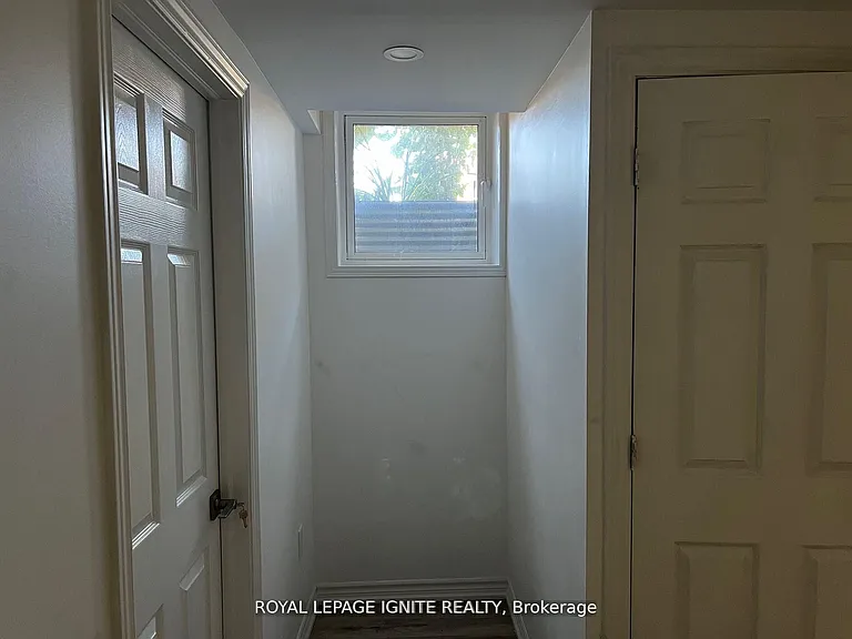 111 Misty Hills Trl #BASEMENT — Photo 23