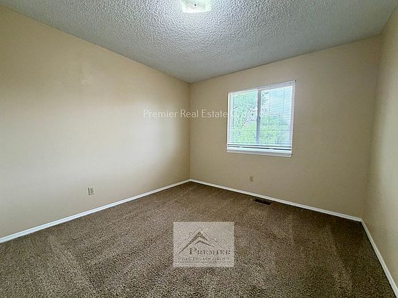 5th image of 1751 Shenandoah Dr #D