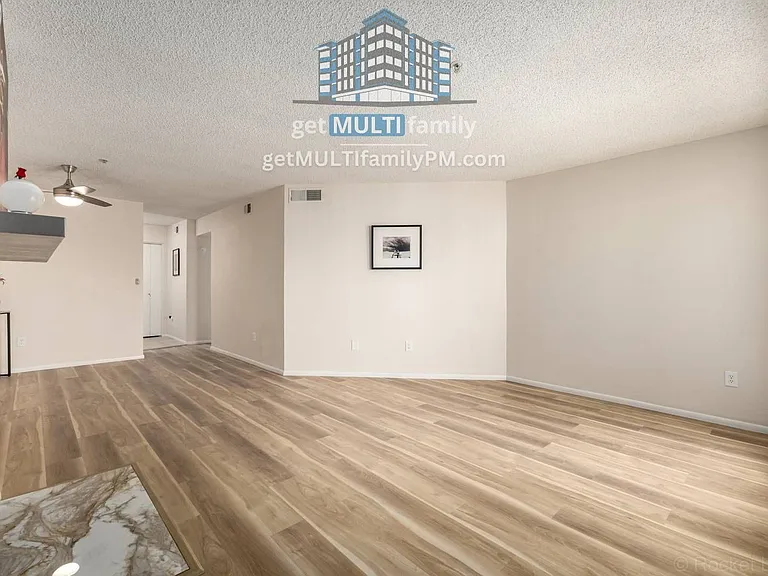 11640 N 51st Ave #237 — Photo 10