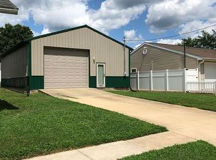 707 30th St, Vienna, WV 26105