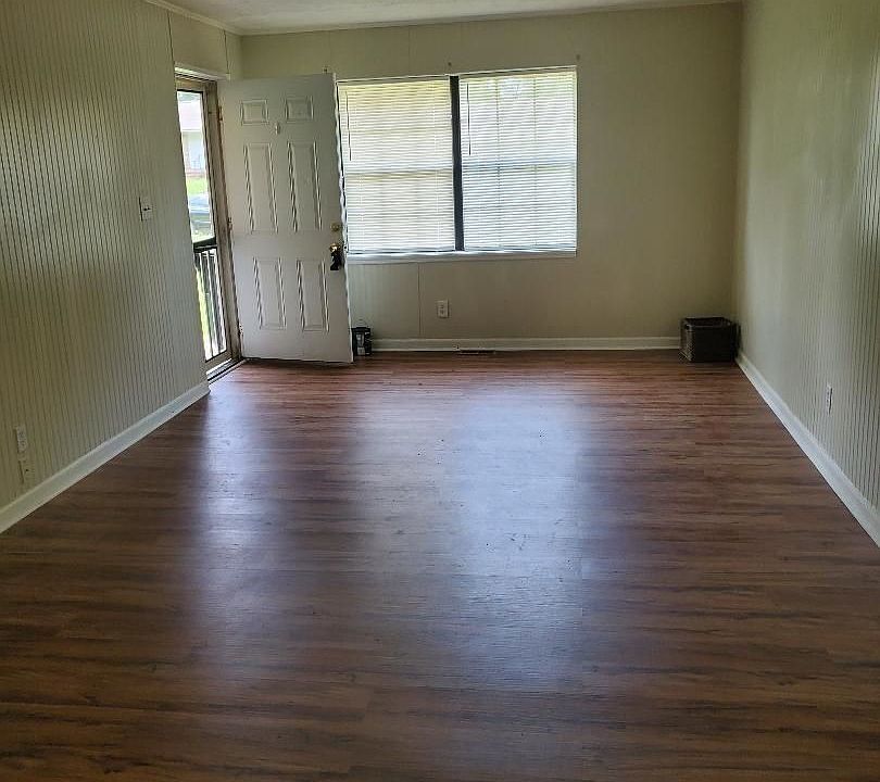 2nd image of 31A Mary Ann St
