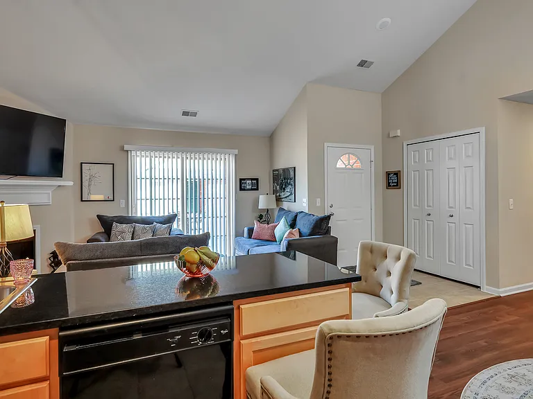 Stoney Park Place — Photo 36