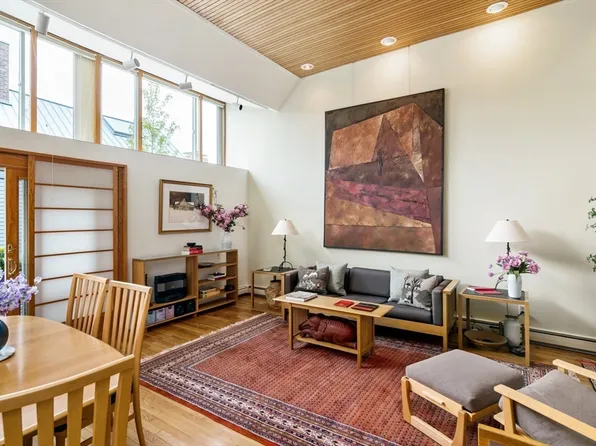 320 Harvard St #A, Cambridge, MA 02139