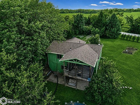 5th image of 2352 Seven Hills Rd