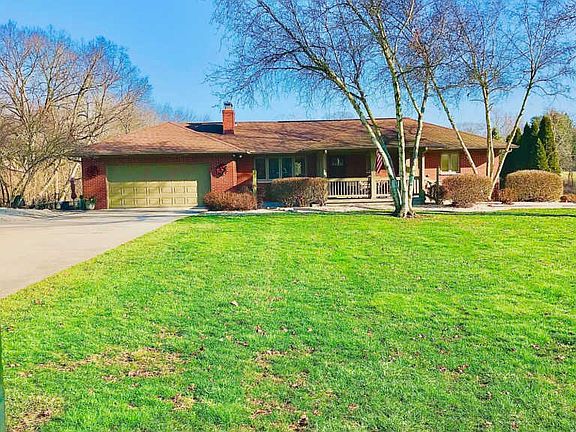 2nd image of 1818 Reynoldsburg New Albany Rd