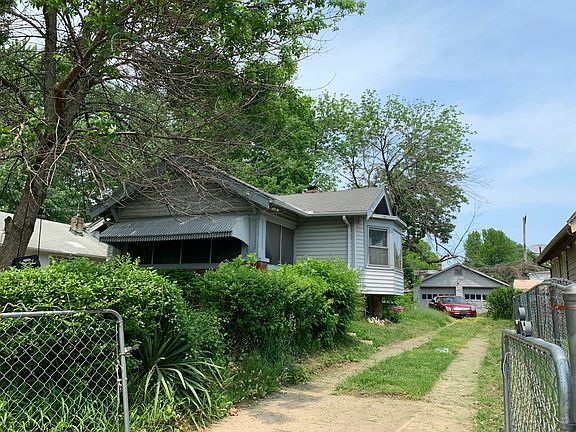 2nd image of 2228 E 68th St