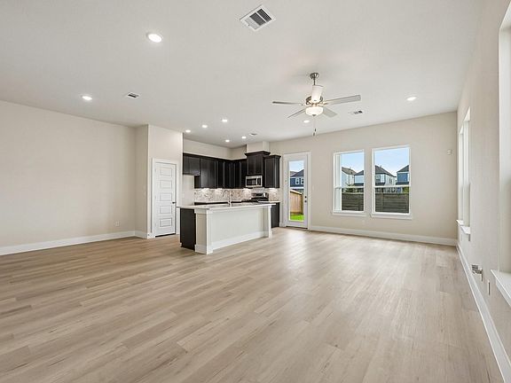 2nd image of 13432 Sun Cay Dr