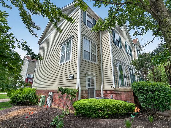 3rd image of 1105 Village Center Pkwy Unit 8