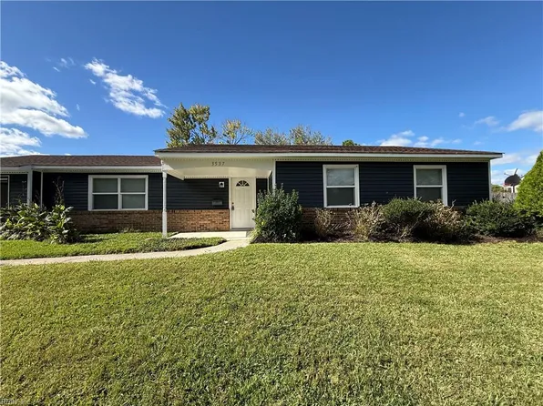 3537 Plum Cres, Virginia Beach, VA 23453
